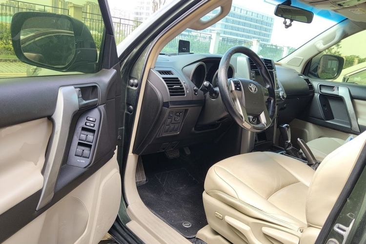 Used Toyota Prado  Driver Seat