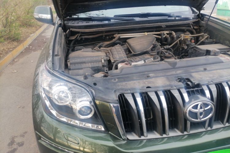 Used Toyota Prado  Engine Bay Right