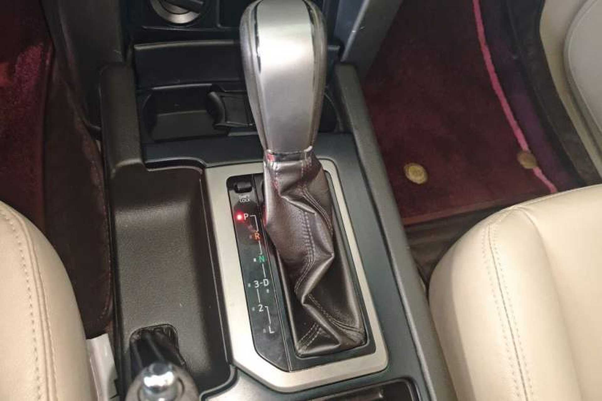 Used Toyota Prado  Gear Lever