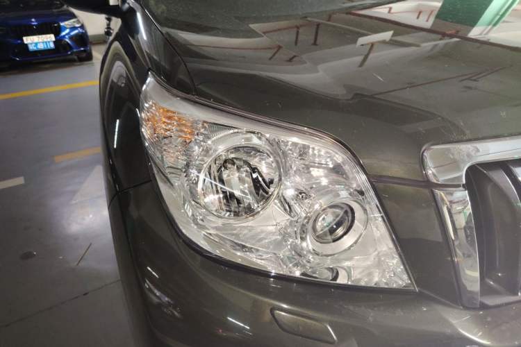 Used Toyota Prado 2012 2.7L Automatic Middle East Version Right Front Headlight