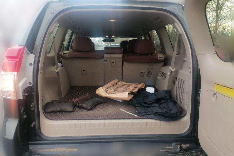 Used Toyota Prado  Trunk