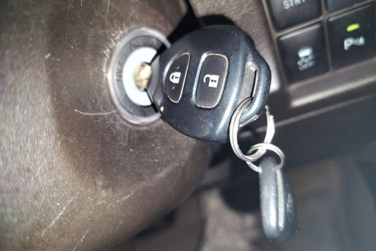 Used Toyota Prado 2012 2.7L Automatic Middle East Version Vehicle Key