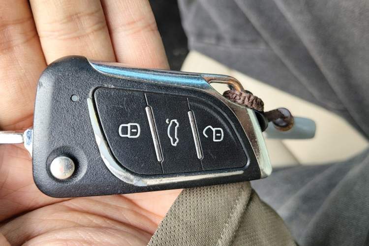 Used Toyota Prado  Vehicle Key