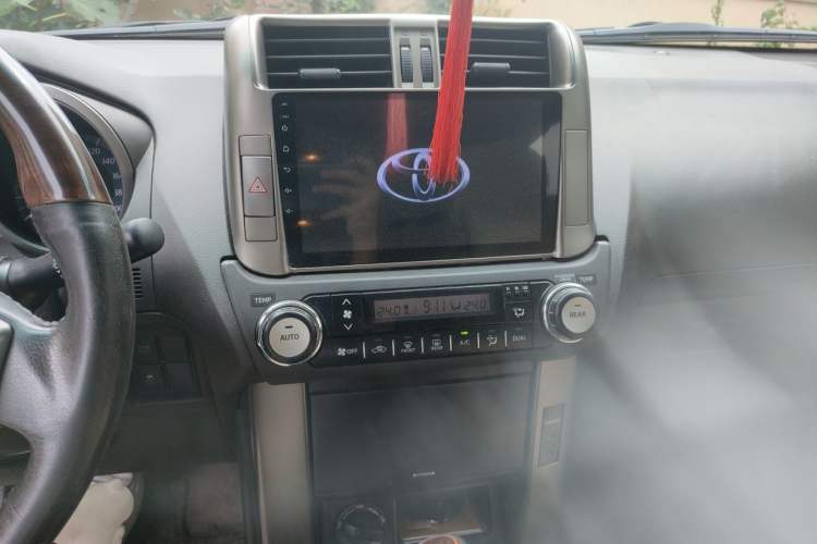 Used Toyota Prado  Audio And AC Panel