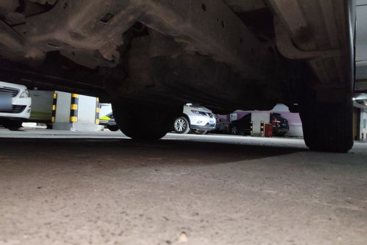 Used Toyota Prado 2012 2.7L Automatic Middle East Version Chassis Front Left
