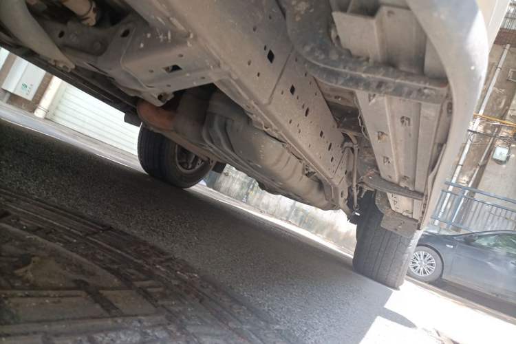 Used Toyota Prado 2012 2.7L Automatic Middle East Version Chassis Front Left