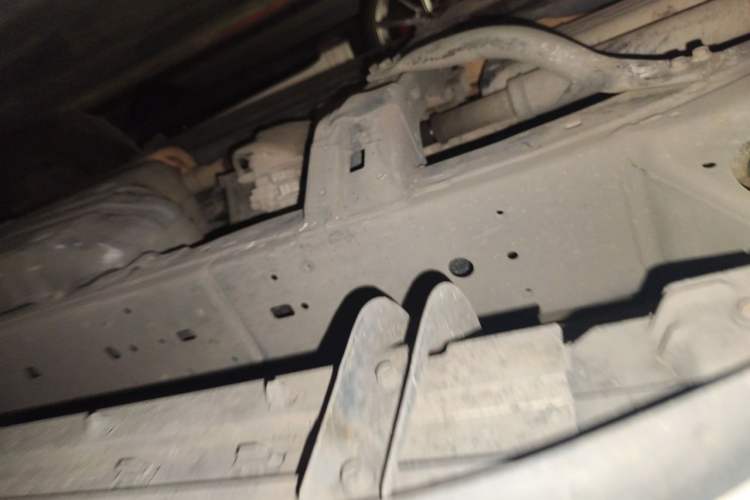 Used Toyota Prado 2012 2.7L Automatic Middle East Version Chassis Front Left
