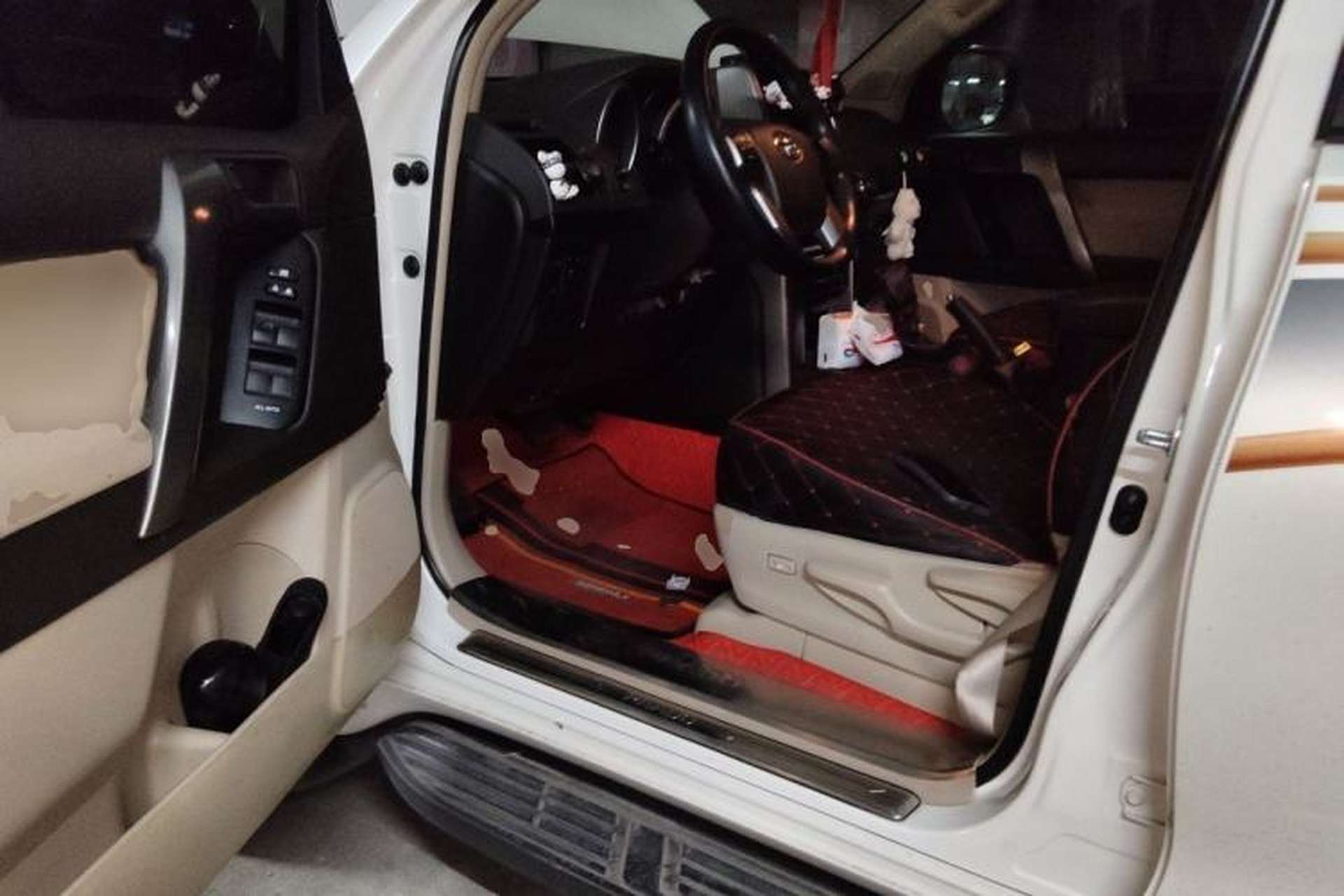 Used Toyota Prado 2012 2.7L Automatic Middle East Version Driver Seat