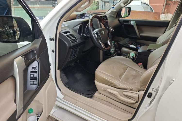 Used Toyota Prado  Driver Seat