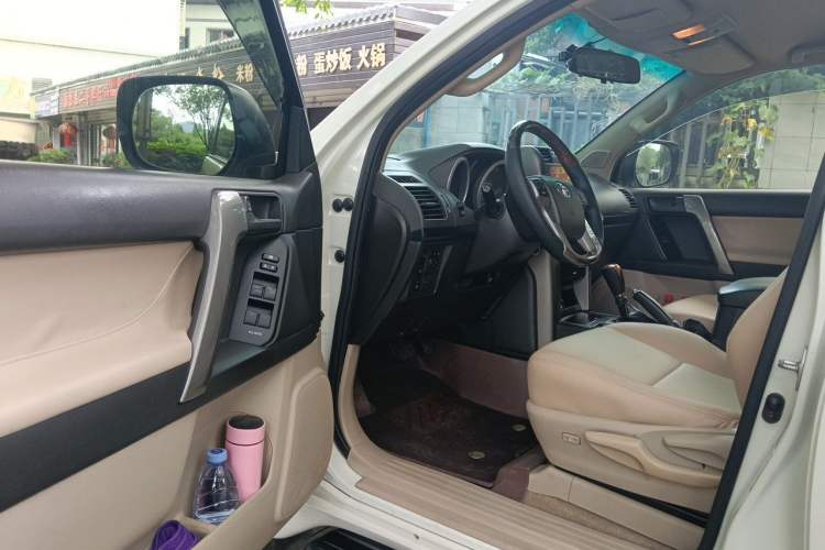 Used Toyota Prado 2012 2.7L Automatic Middle East Version Driver Seat