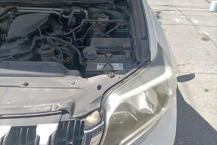 Used Toyota Prado  Engine Bay Left