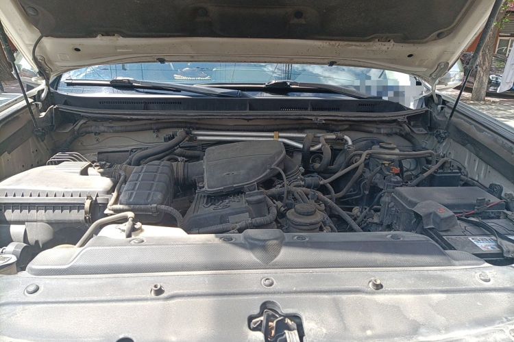 Used Toyota Prado  Engine Bay