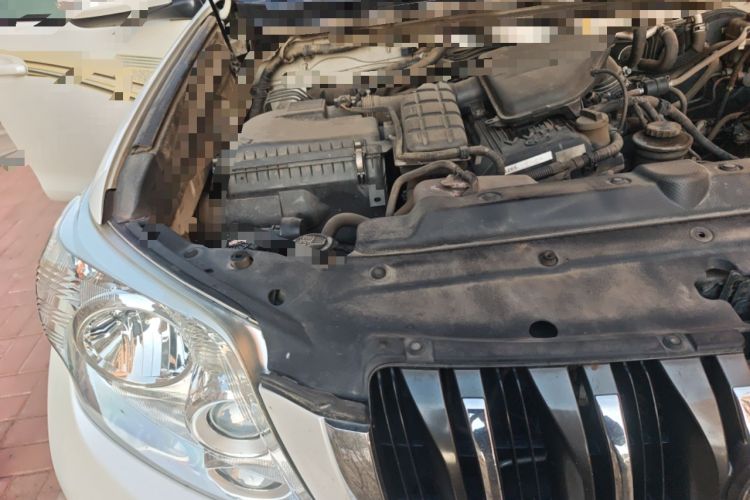 Used Toyota Prado  Engine Bay Right