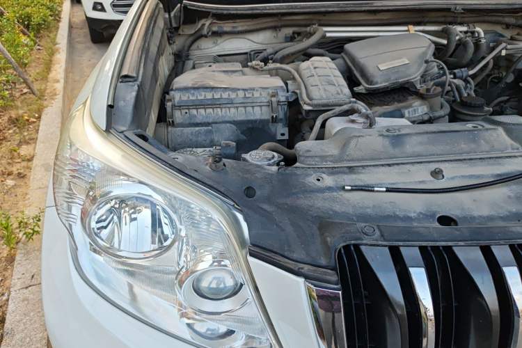 Used Toyota Prado  Engine Bay Right