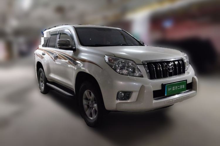 Used Toyota Prado 2012 2.7L Automatic Middle East Version Front Right 45 Deg