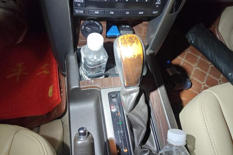 Used Toyota Prado  Gear Lever