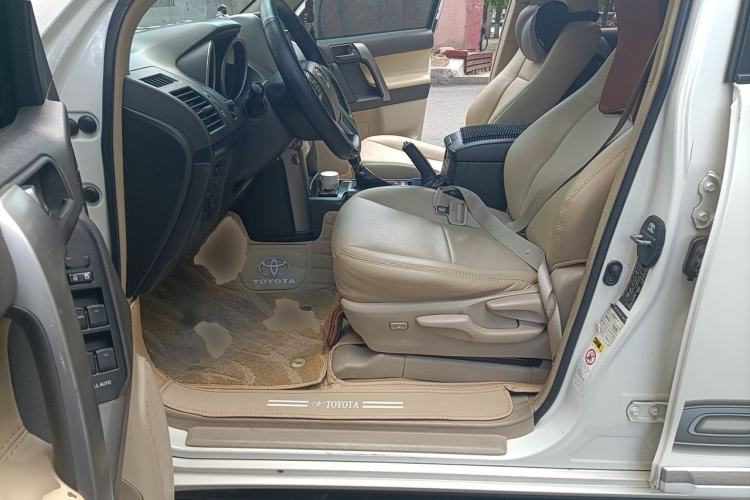 Used Toyota Prado  Left Front Seat