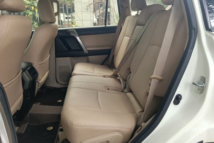 Used Toyota Prado 2012 2.7L Automatic Middle East Version Left Rear Seat