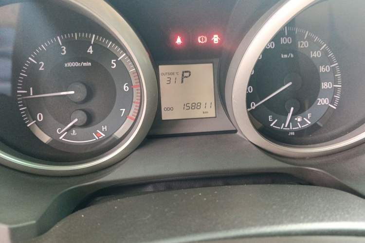 Used Toyota Prado 2012 2.7L Automatic Middle East Version Odometer Close Up