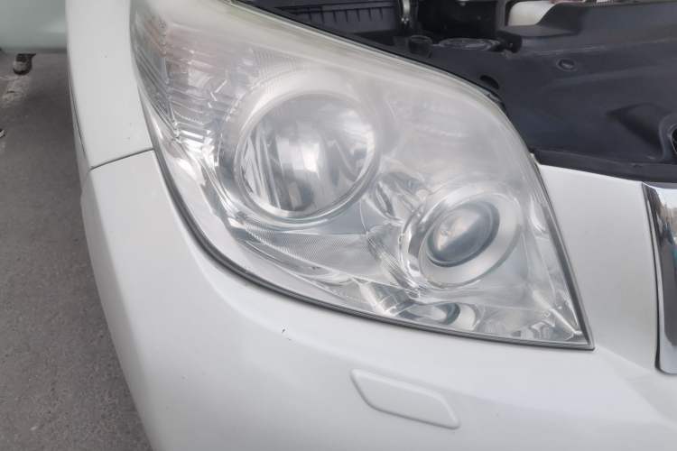 Used Toyota Prado  Right Front Headlight