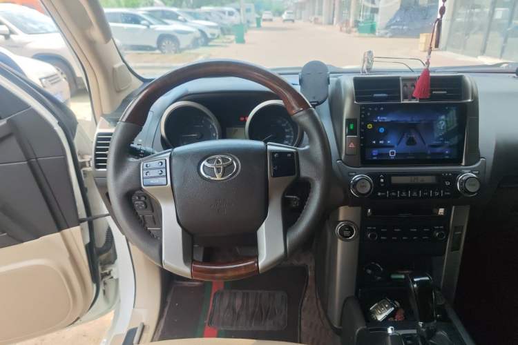 Used Toyota Prado  Steering Wheel