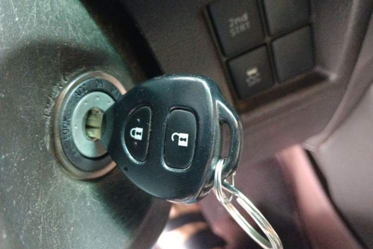 Used Toyota Prado 2012 2.7L Automatic Middle East Version Vehicle Key