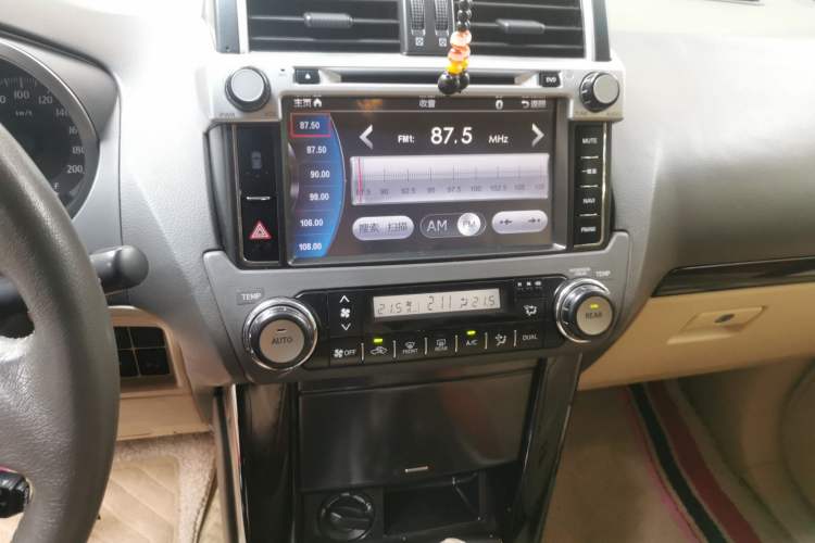 Used Toyota Prado 2013 2.7L Automatic Parallel Import Audio And AC Panel