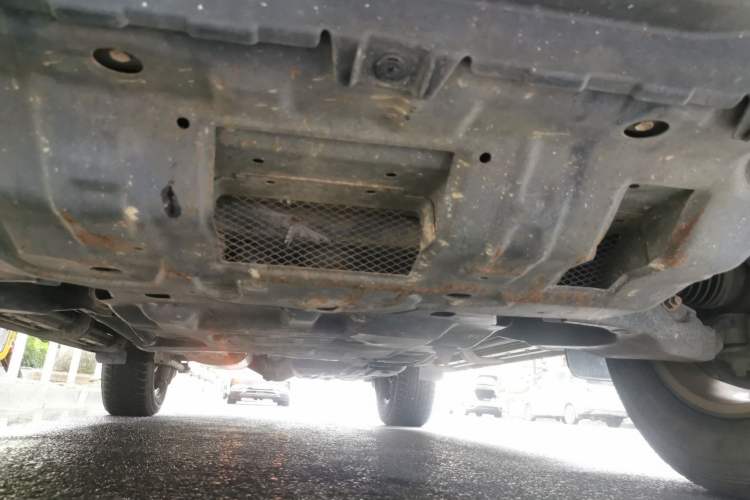 Used Toyota Prado 2013 2.7L Automatic Parallel Import Chassis Front