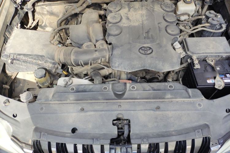 Used Toyota Prado  Engine Bay