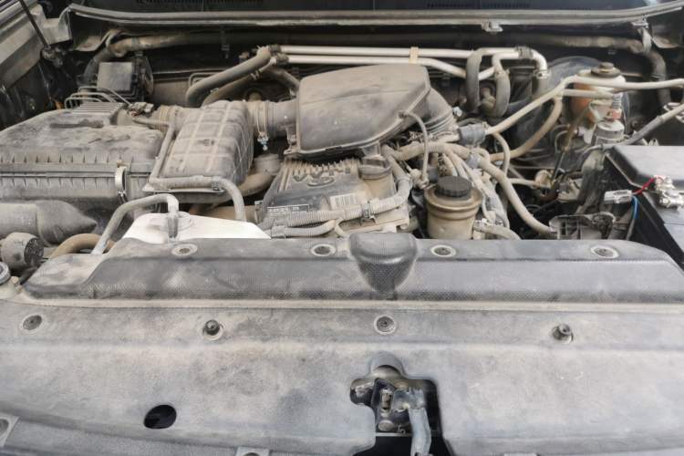 Used Toyota Prado 2013 2.7L Automatic Parallel Import Engine Bay