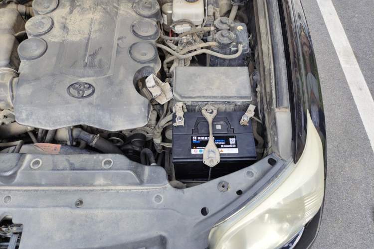 Used Toyota Prado  Engine Bay Left