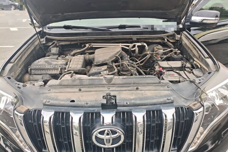 Used Toyota Prado 2013 2.7L Manual Parallel Import Engine Bay