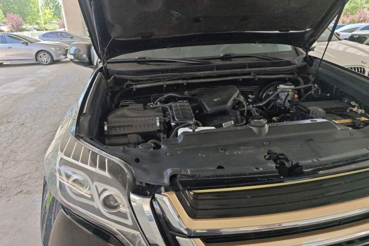 Used Toyota Prado  Engine Bay Right