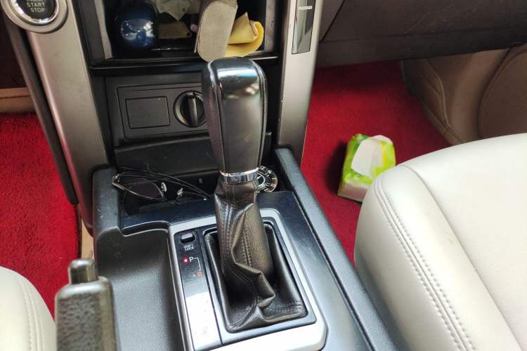 Used Toyota Prado  Gear Lever