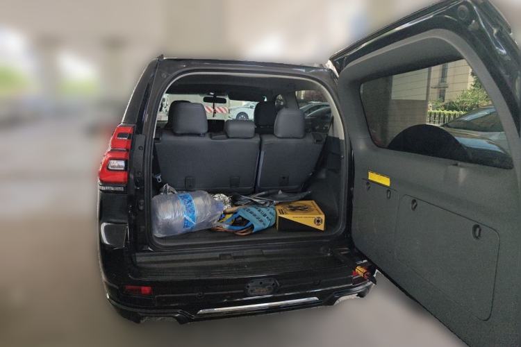 Used Toyota Prado  Trunk
