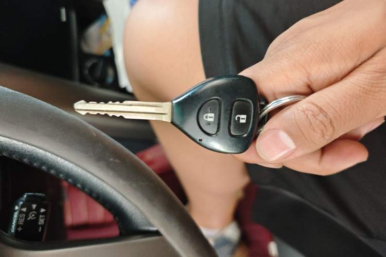 Used Toyota Prado  Vehicle Key
