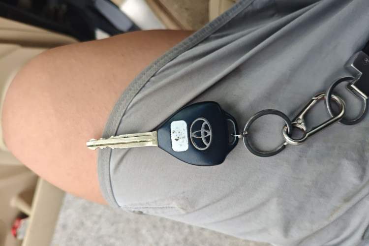 Used Toyota Prado 2013 2.7L Manual Parallel Import Vehicle Key