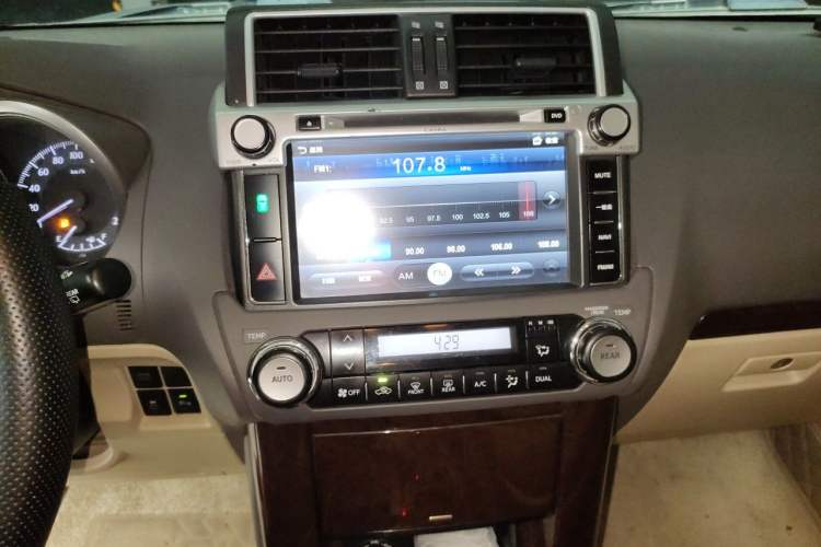 Used Toyota Prado 2013 2.7L Automatic Middle East Version Audio And AC Panel