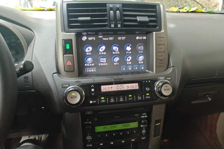 Used Toyota Prado  Audio And AC Panel