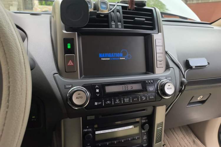 Used Toyota Prado  Audio And AC Panel