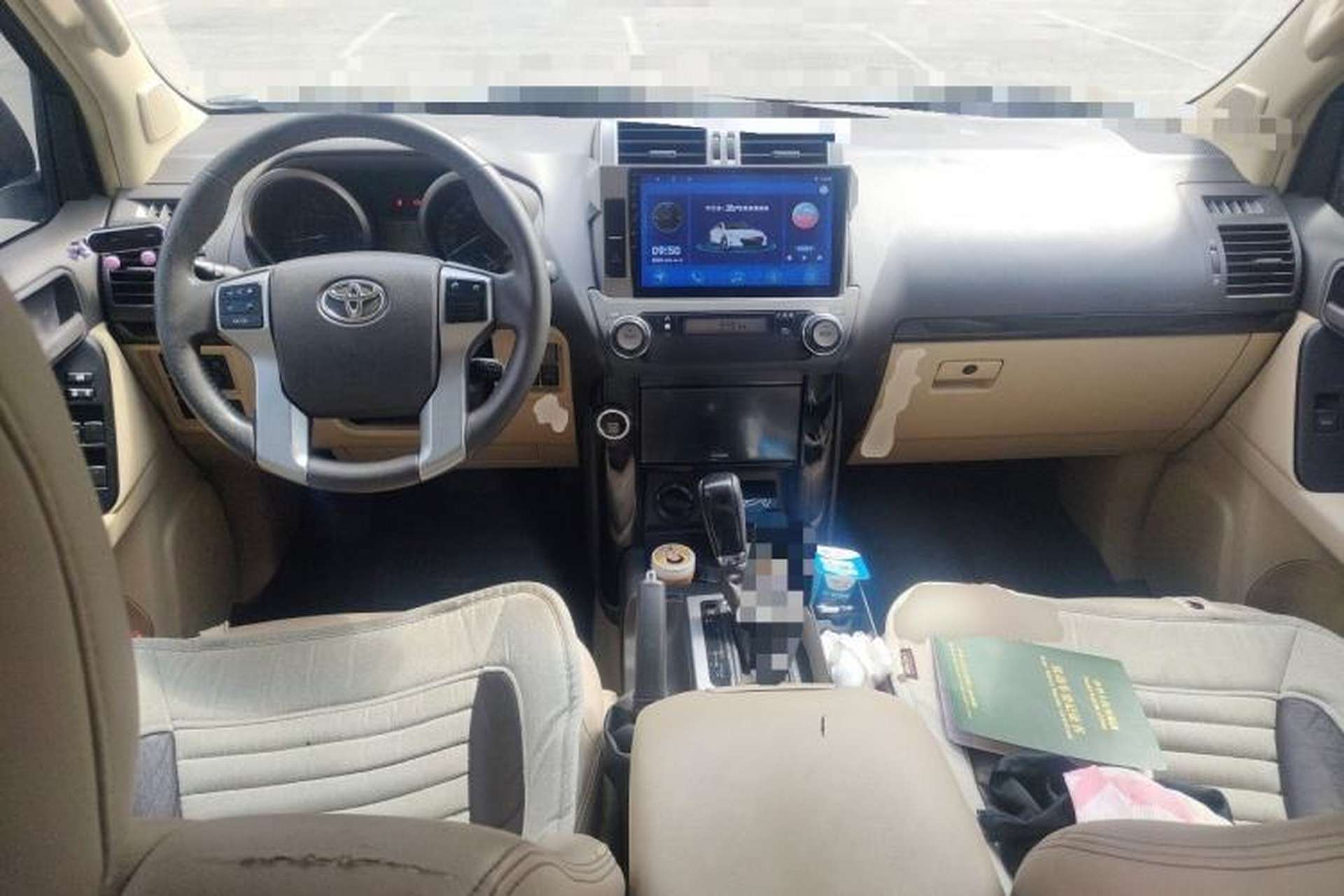 Used Toyota Prado 2013 2.7L Automatic Parallel Import Center Console