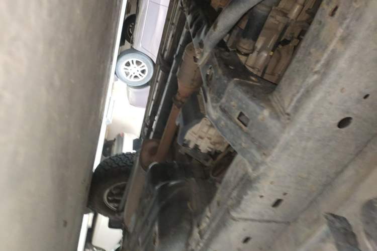 Used Toyota Prado 2013 2.7L Automatic Middle East Version Chassis Front Left