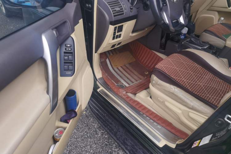 Used Toyota Prado 2013 2.7L Automatic Parallel Import Driver Seat