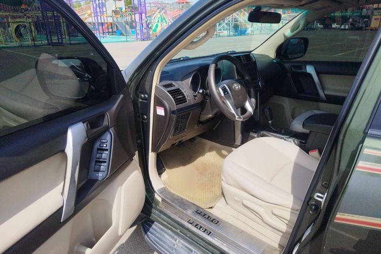 Used Toyota Prado 2013 2.7L Automatic Parallel Import Driver Seat