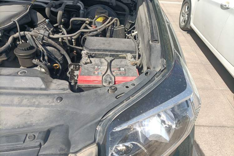 Used Toyota Prado  Engine Bay Left