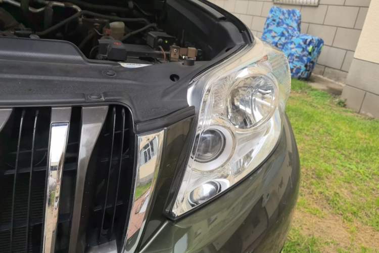 Used Toyota Prado  Engine Bay Left