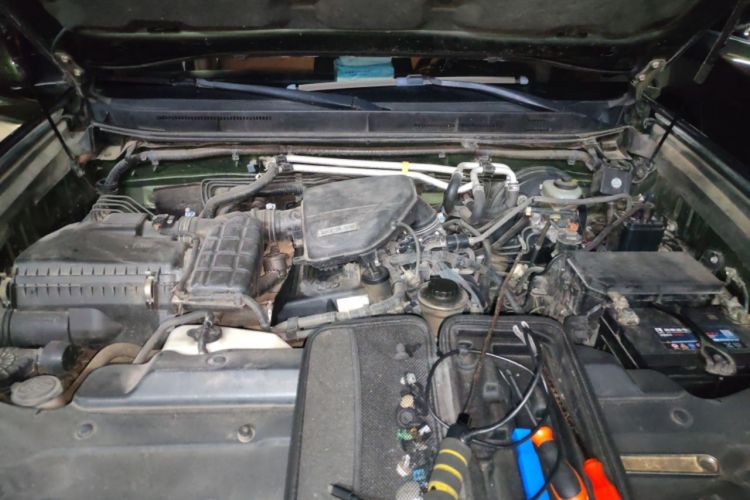 Used Toyota Prado 2013 2.7L Automatic Parallel Import Engine Bay