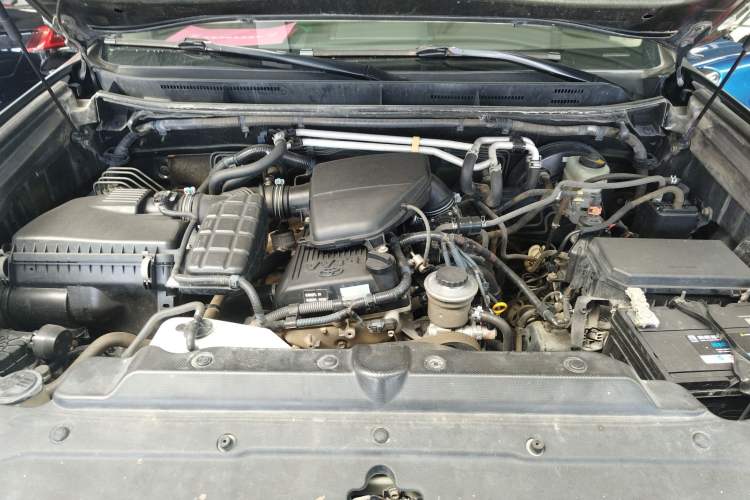 Used Toyota Prado 2013 2.7L Automatic Parallel Import Engine Bay
