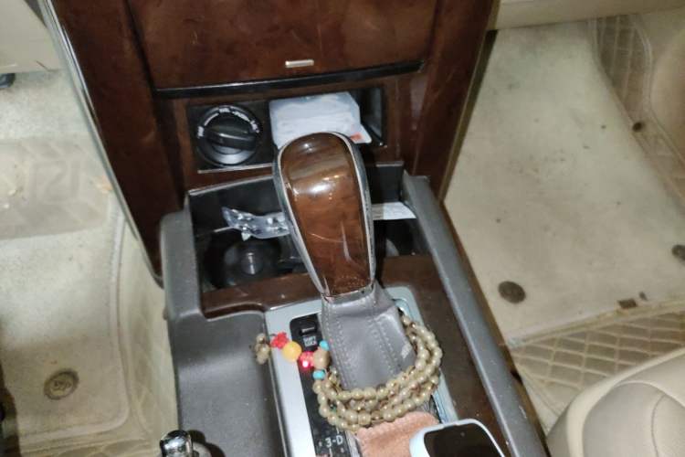 Used Toyota Prado 2013 2.7L Automatic Middle East Version Gear Lever
