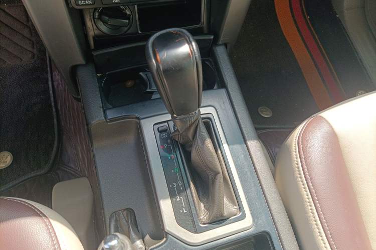 Used Toyota Prado  Gear Lever